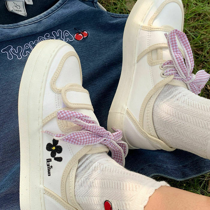 Cottagecore Aesthetic Gingham Sneakers for Y2K Style and Winter Outfits - Trendy Footwear